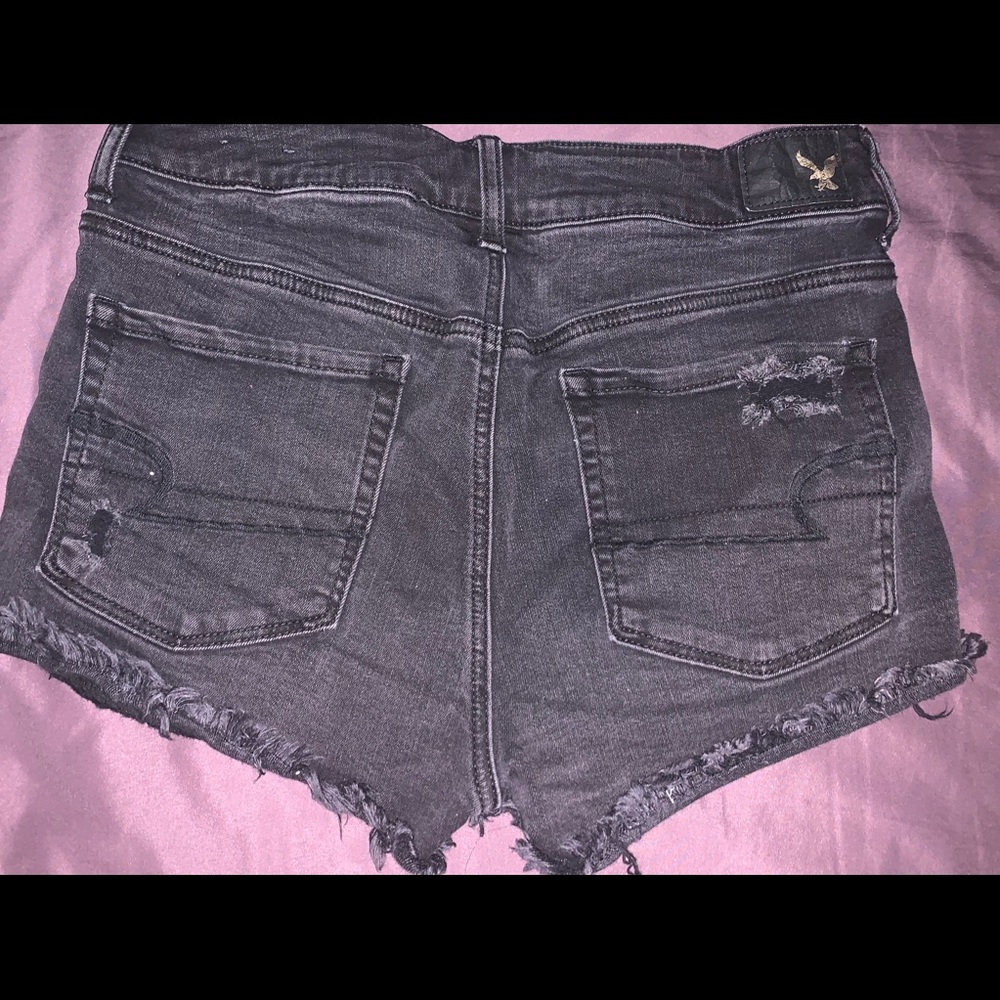 Shorts - Picture 4 of 4